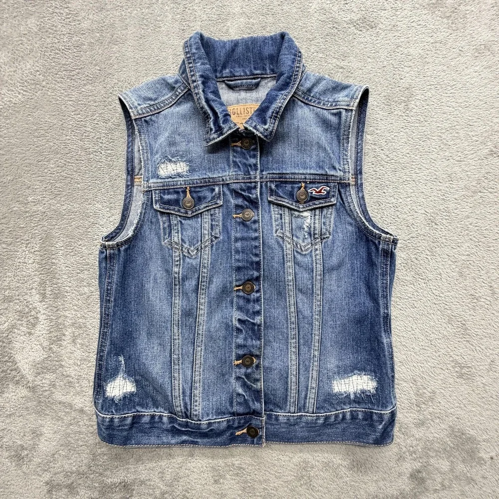 Hollister Vest Womens L Blue Denim Collared Pockets Unlined Distressed‎ Logo